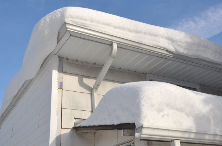 Thick snow on the roof in Edina, MN